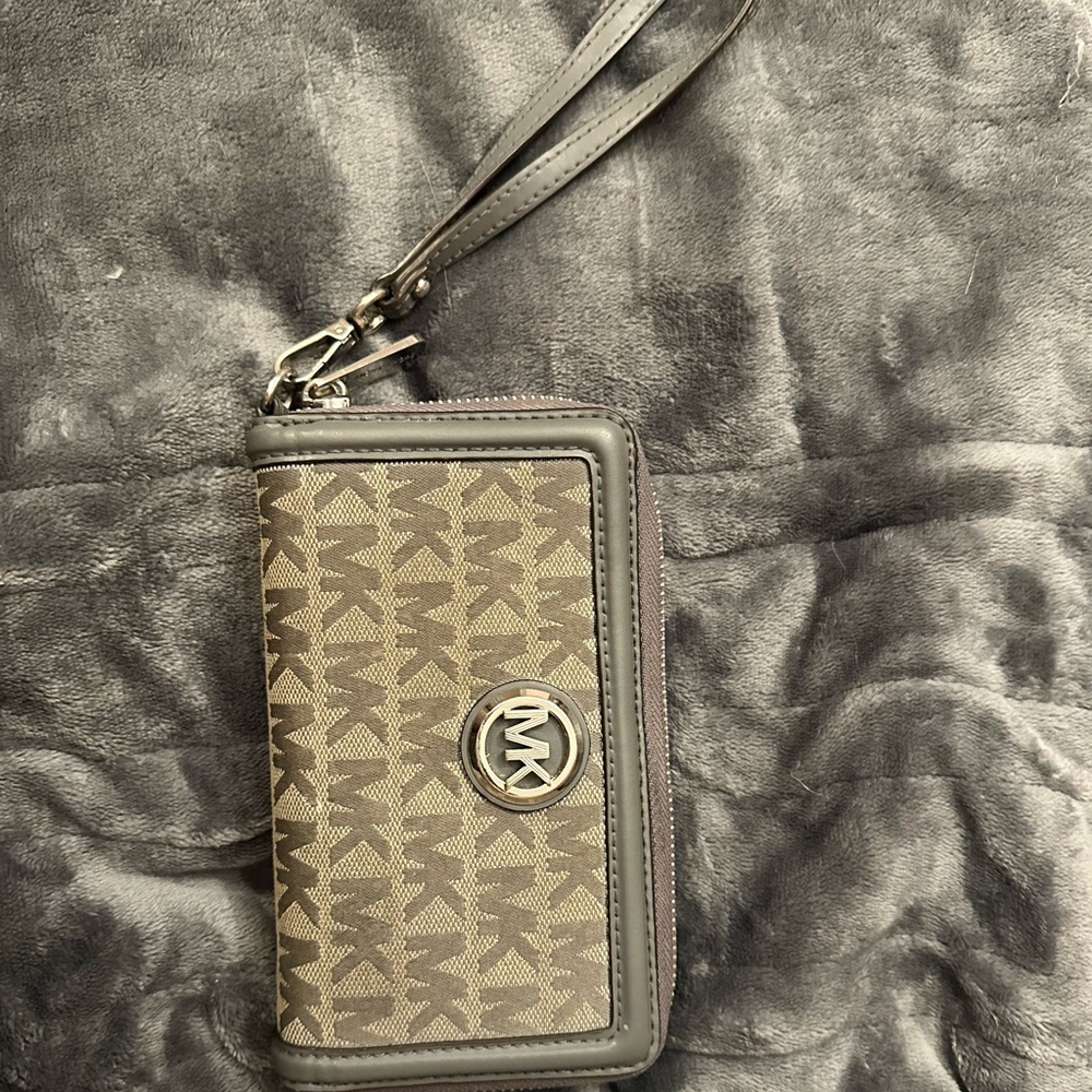 Michael Kors wallet